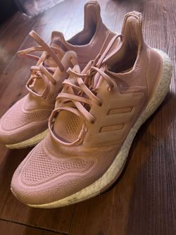 8.5 Women Ultra Boost Adidas