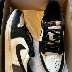 Jordan 1 Mocha Low Size 10.5