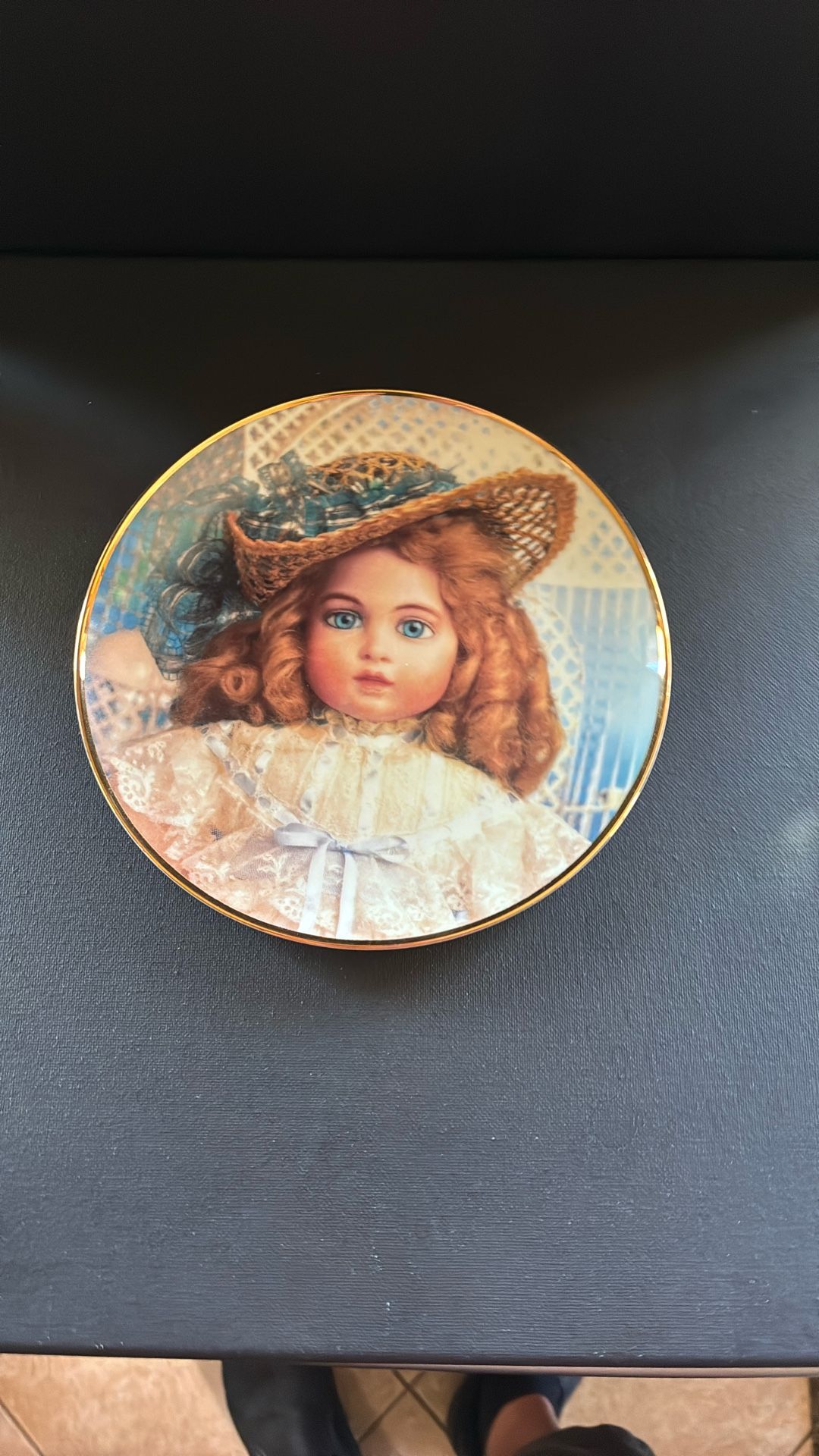 The Franklin Mint Hanau Doll Museum “The Antique Doll Limited Edition Plate #I2482