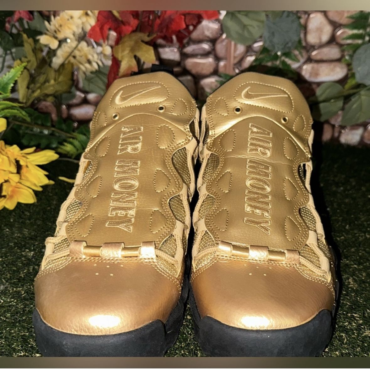 Nike Air More Money – Metallic Gold Black