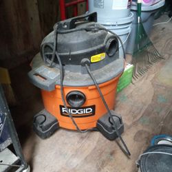 Wet /Dry Vacuum 