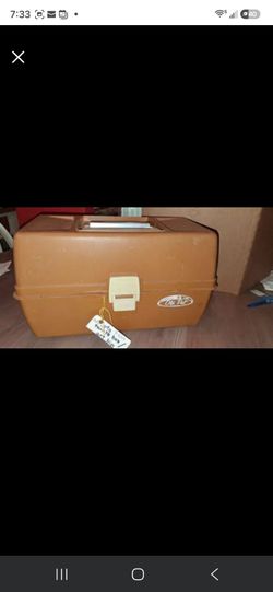 Vintage Old Pal 3 their tackle box