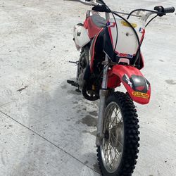 2007 Honda Dirt bike 