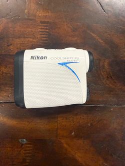 Nikon coolshot rangefinder with stabilization