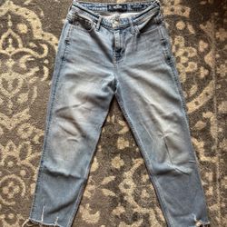 Hollister Womans Jeans