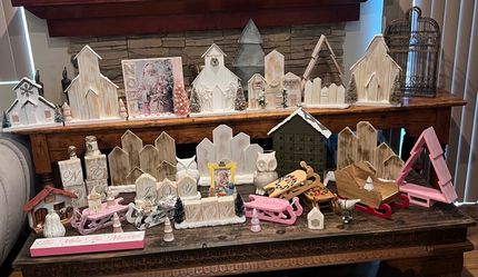 Christmas wood houses/church/slay starts $8 and up ask for prices Christmas decoration