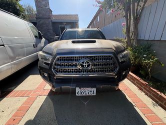 TOTALED 2016 Toyota 4Runner TRD Pro — Grey — Runs — Salvage — 70k — $7,000
