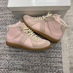 Maison Margiela’s Size 7US