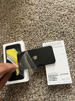 iPhone SE 64GB Brend New With Box