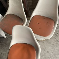 Mid Century Modern Tulip Chairs - Set of 4