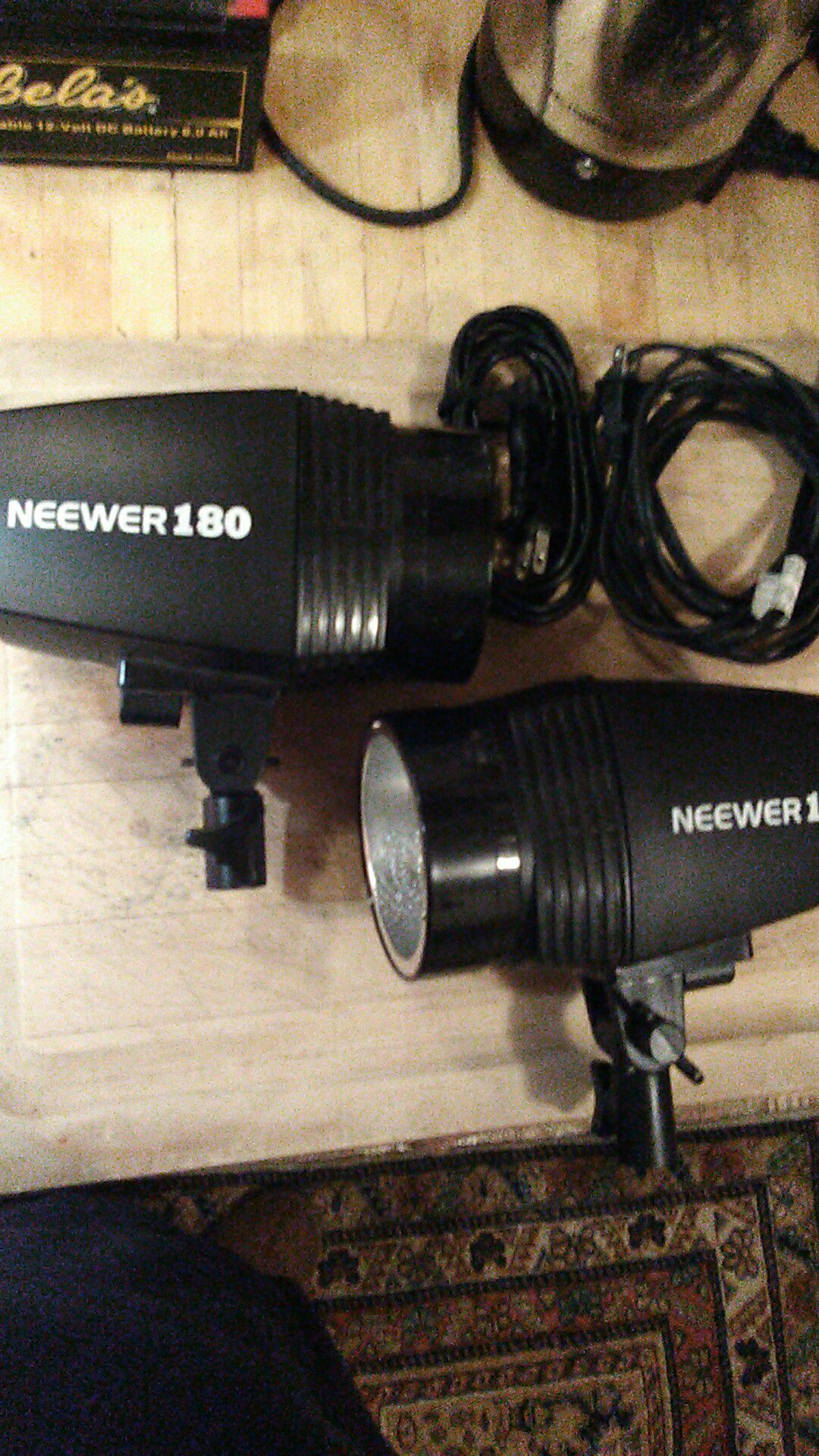 Neewer 180 photography strobe lights x2