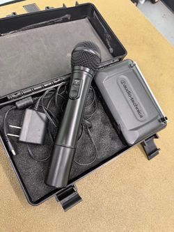 Microphone
