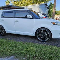 Scion Xb 2013
