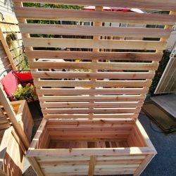 Planter Box W/privacy Fence
