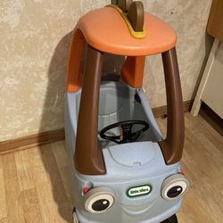 Little Tikes Dino Cozy Coupe/designed for toddlers 18 months- 5 years/ good condition, see all pictures posted, pick up in Lake Zürich