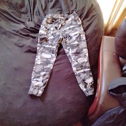 Camo Pants 