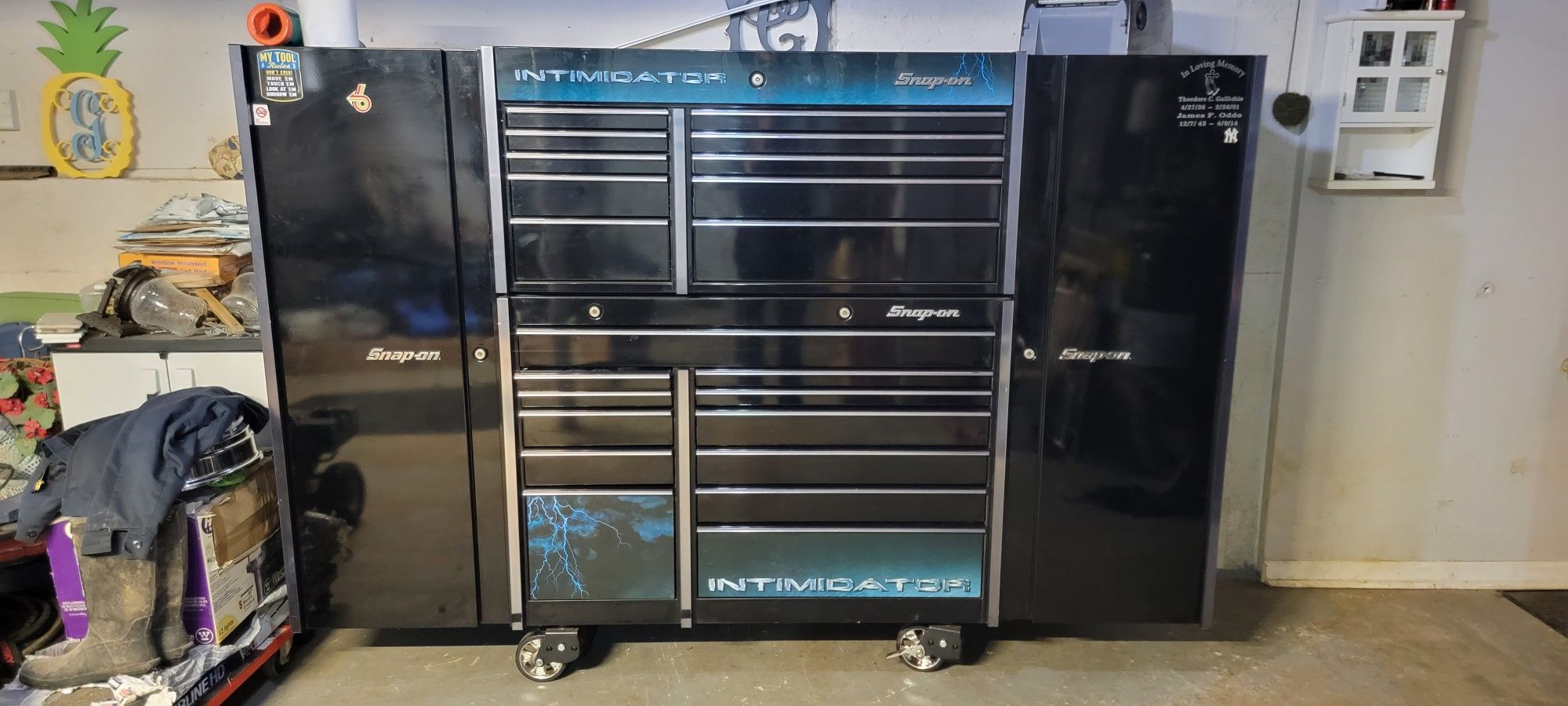 Snap On Intimadator Box/ 2 Lockers. Read Ad