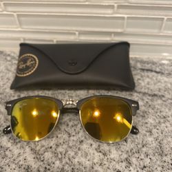 Ray Ban Yellow Polorised Sunglasses With The Case 