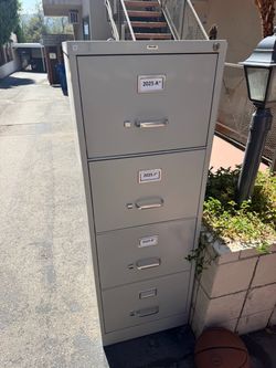 2 4 drawer cabinet used