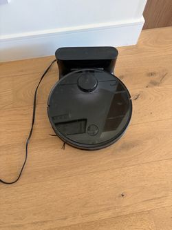 Black Robot Vacuum Roborock