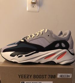 Adidas Yeezy Boost 700 waverunner size 12
