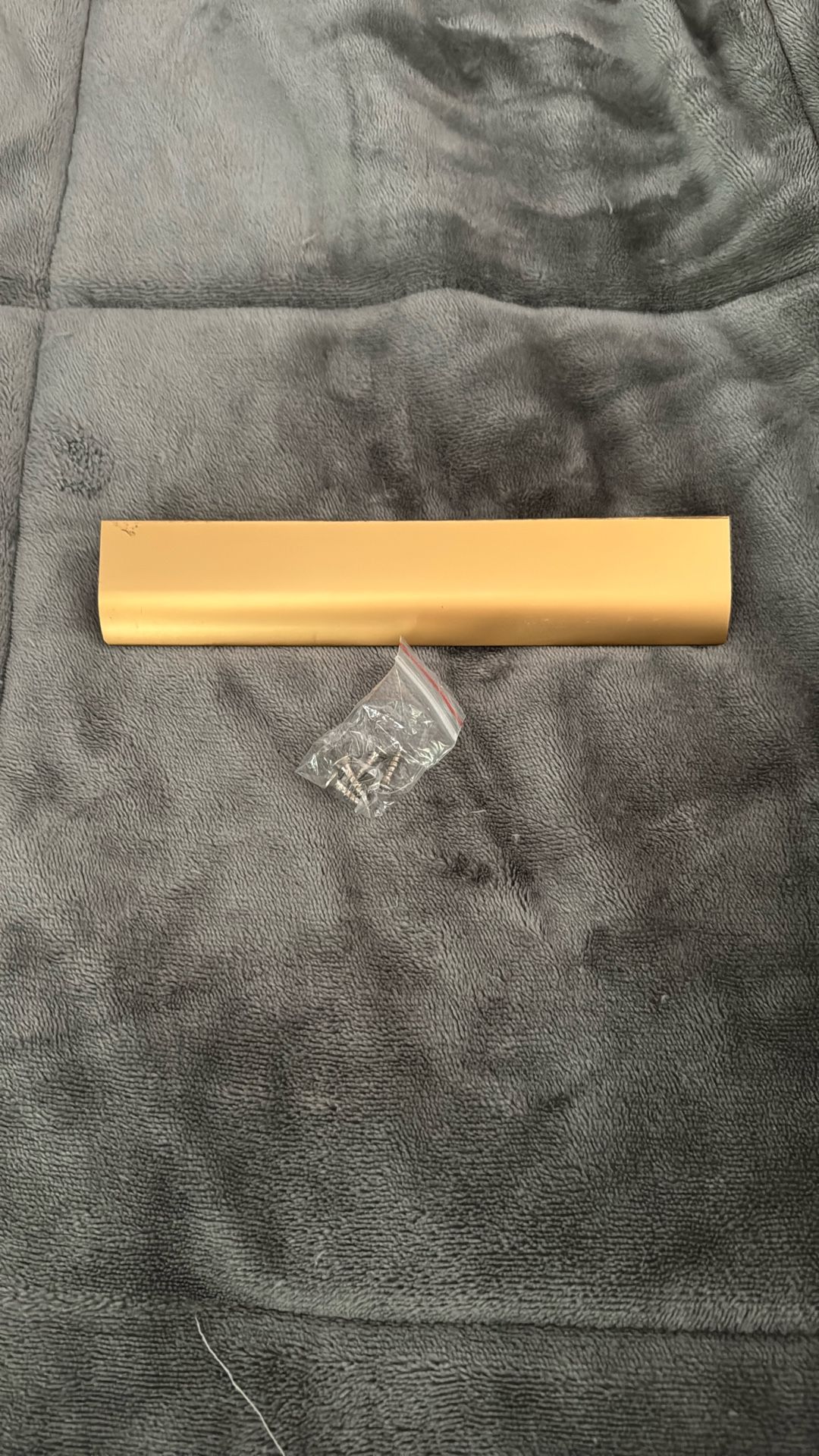 FREE ***GOLD CABINET HANDLES ***FREE