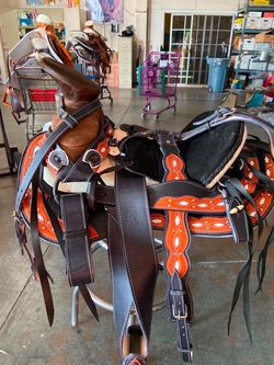 Montura charra de cuero connfuste forrado