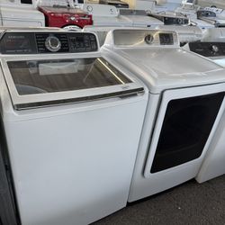 Samsung Top Load Washer And Electric Dryer Set