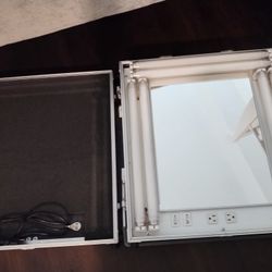 Vanity For Traveling 