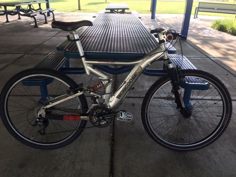 Mongoose Pro Newman 8se Aluminum Full Suspension Mens Mountain Bike Bicycle