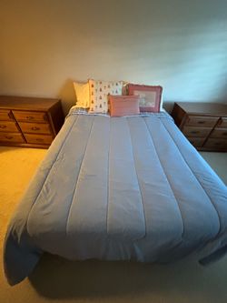 Bed - mattress and box springs