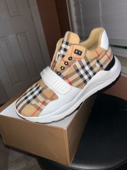 Burberry shoes size 9