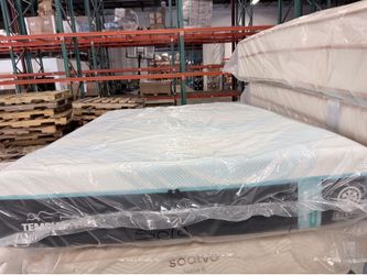 HOT SALE💥Queen Mattress Tempurpedic ProBreeze medium hybrid 💥