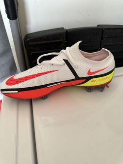 Soccer Shoes 