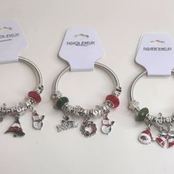 Christmas Charm Bracelet 