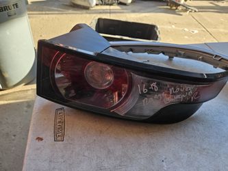 Land Rover evoque right tail light Oem
