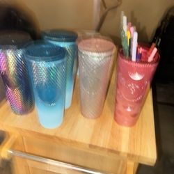 Starbucks Cups & Straw Bundle 