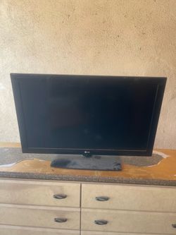 32’ LG TV