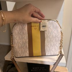 New Michael Kors Crossbody Purse 