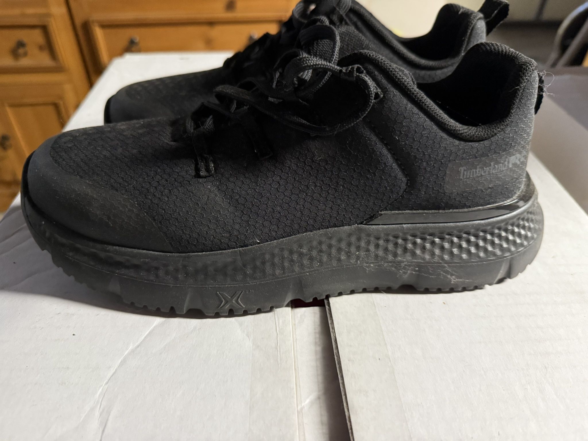 Timberland Safety Work Shoes Size 7 Men’s 9 Women’s