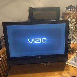 Vizio Razor LED M260VA 26 inch Diagonal Class LED-backlit LCD TV