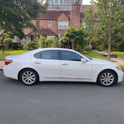 2008 Lexus LS460