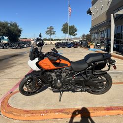 Harley Davidson Motorcycle 