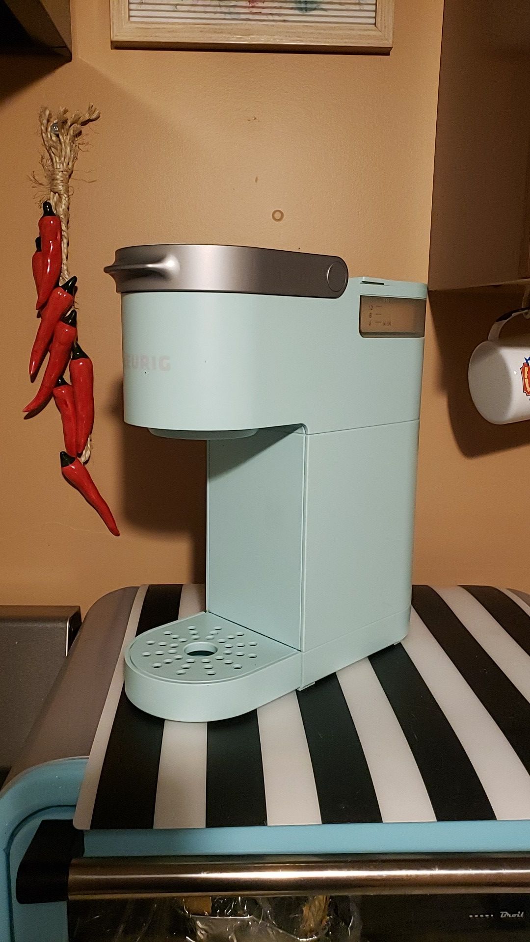 Pod coffee maker