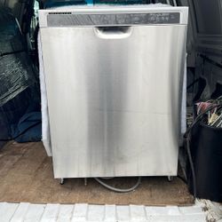 Dishwasher Whirlpool