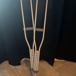 Crutches 