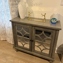Accent Cabinet / Console table