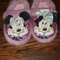 Minnie Slippers