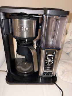Ninja Coffee Hot or Iced machine