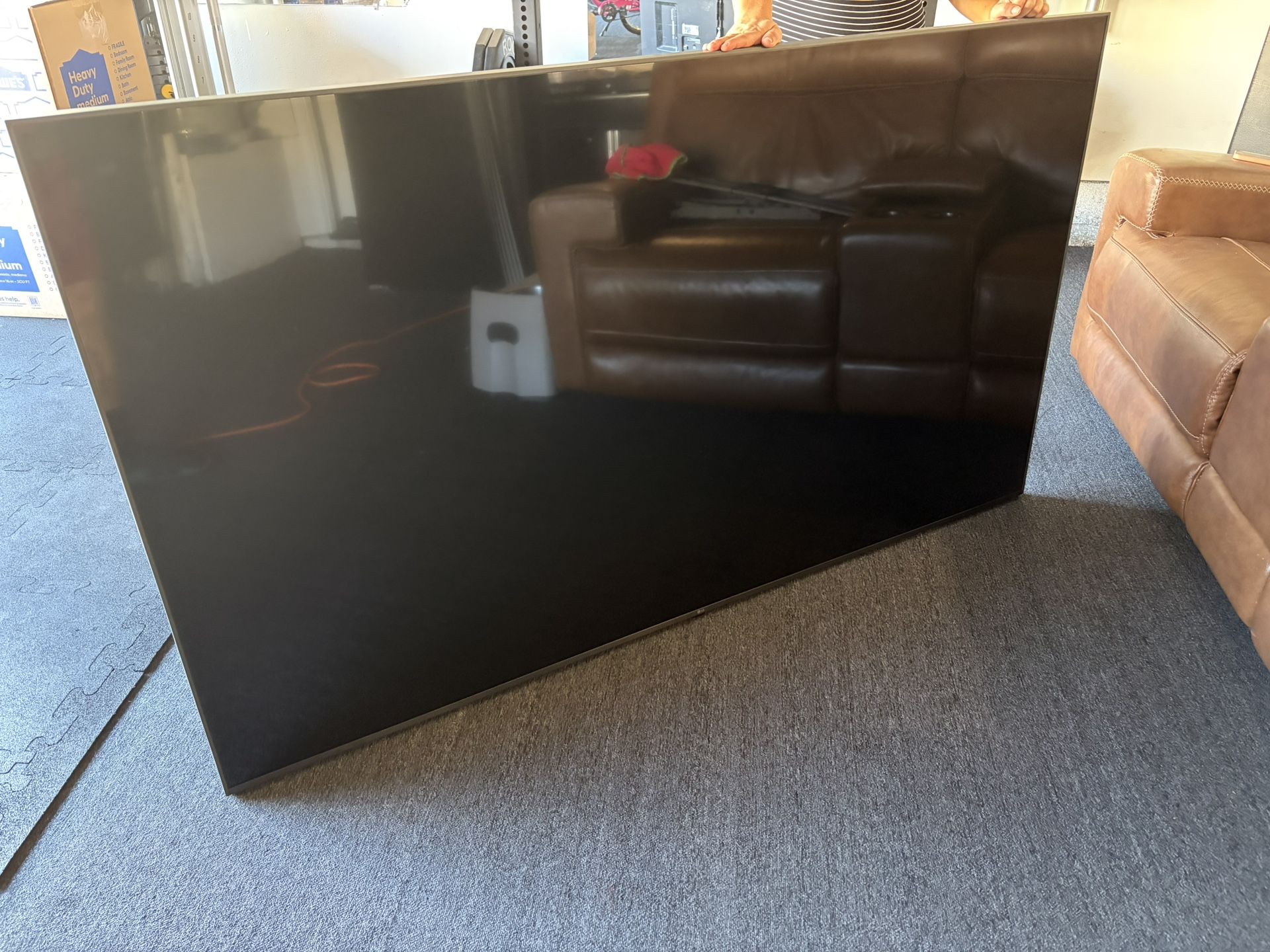 75” LG TV